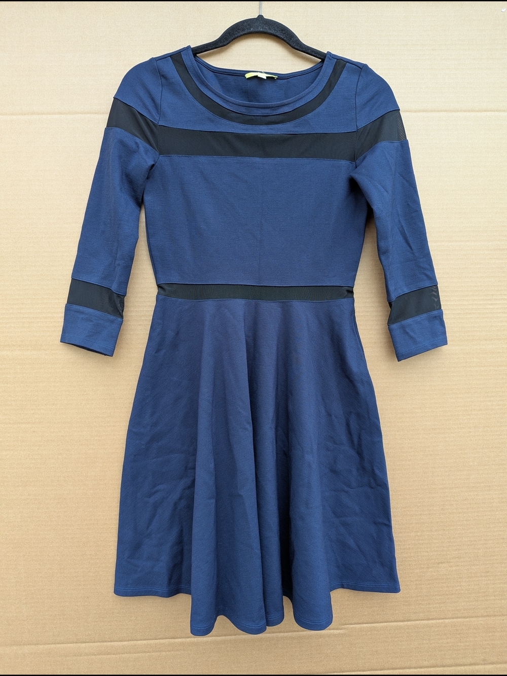 Gianni Bini Skater Dress Mesh Modest Classic 3/4 Sleeve Fit Flare XS 
Navy Blue